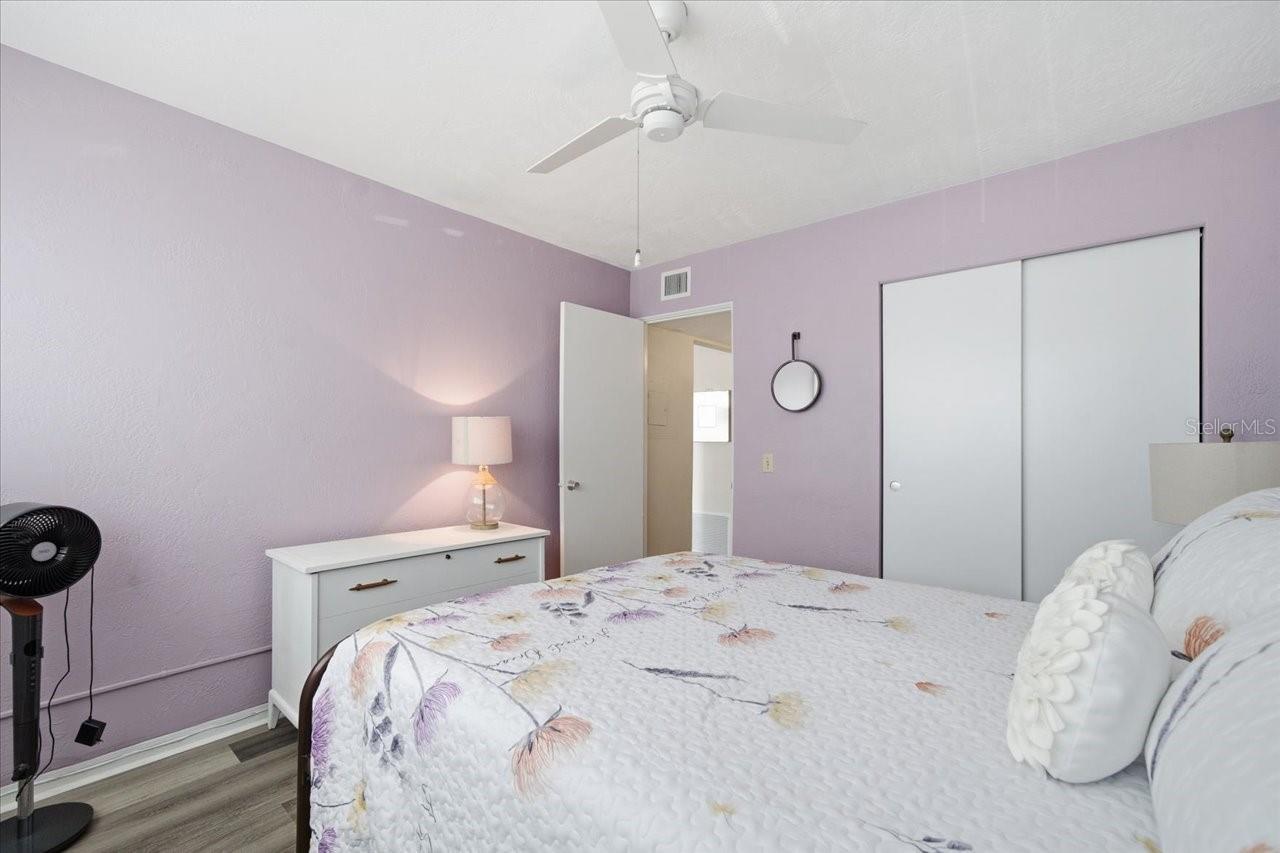 CLEARVIEW OAKS PARADISE - Residential