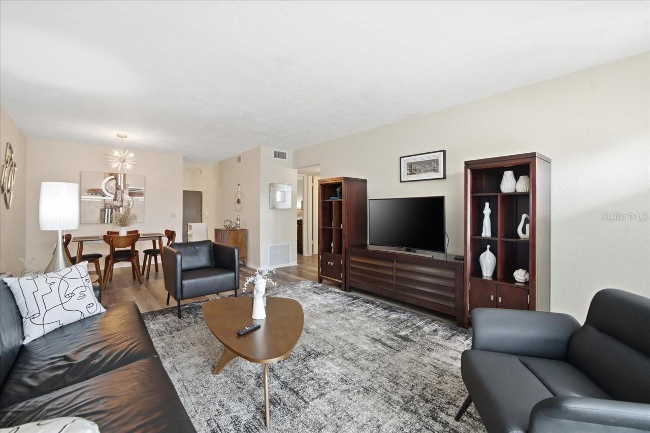 CLEARVIEW OAKS PARADISE - Residential