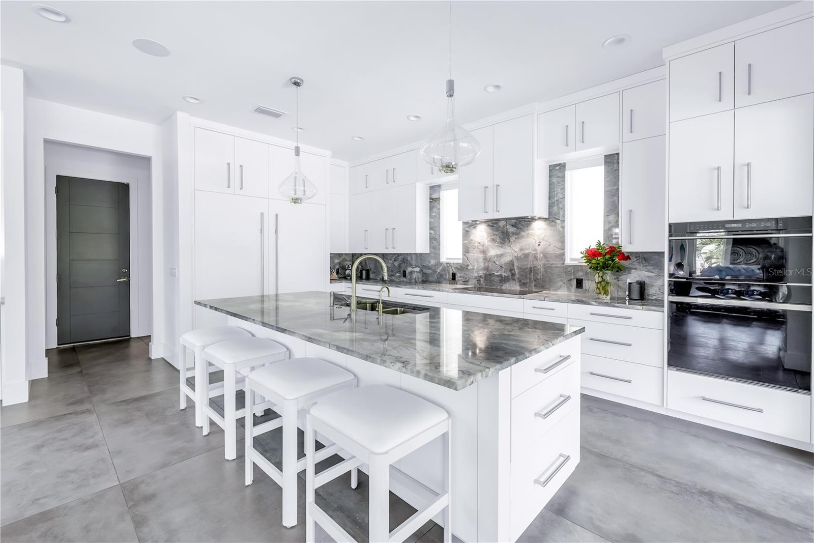 SNELL ISLE SHORES - Residential