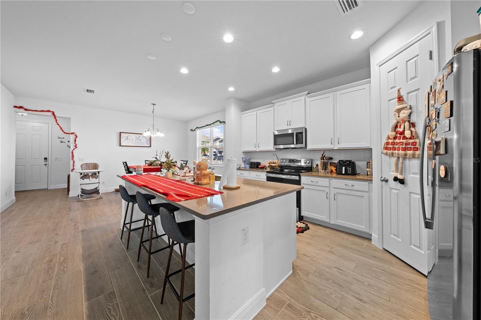 HANOVER LAKES PH 4 - Residential