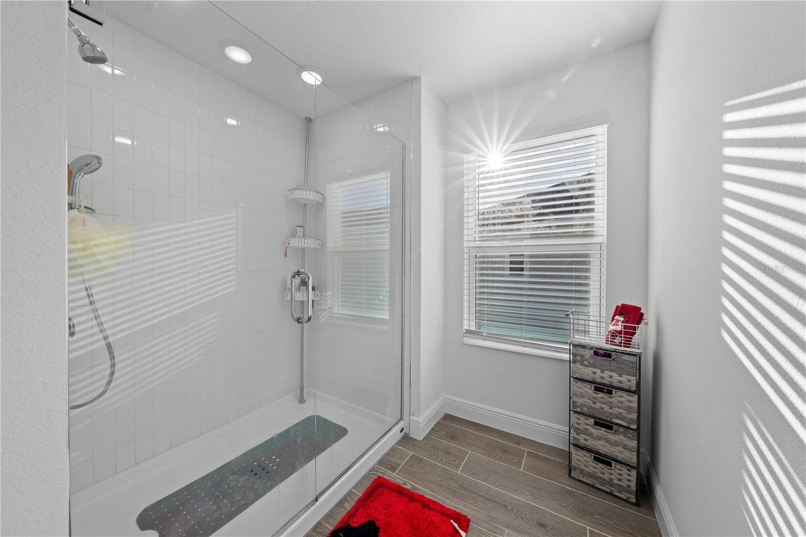 HANOVER LAKES PH 4 - Residential