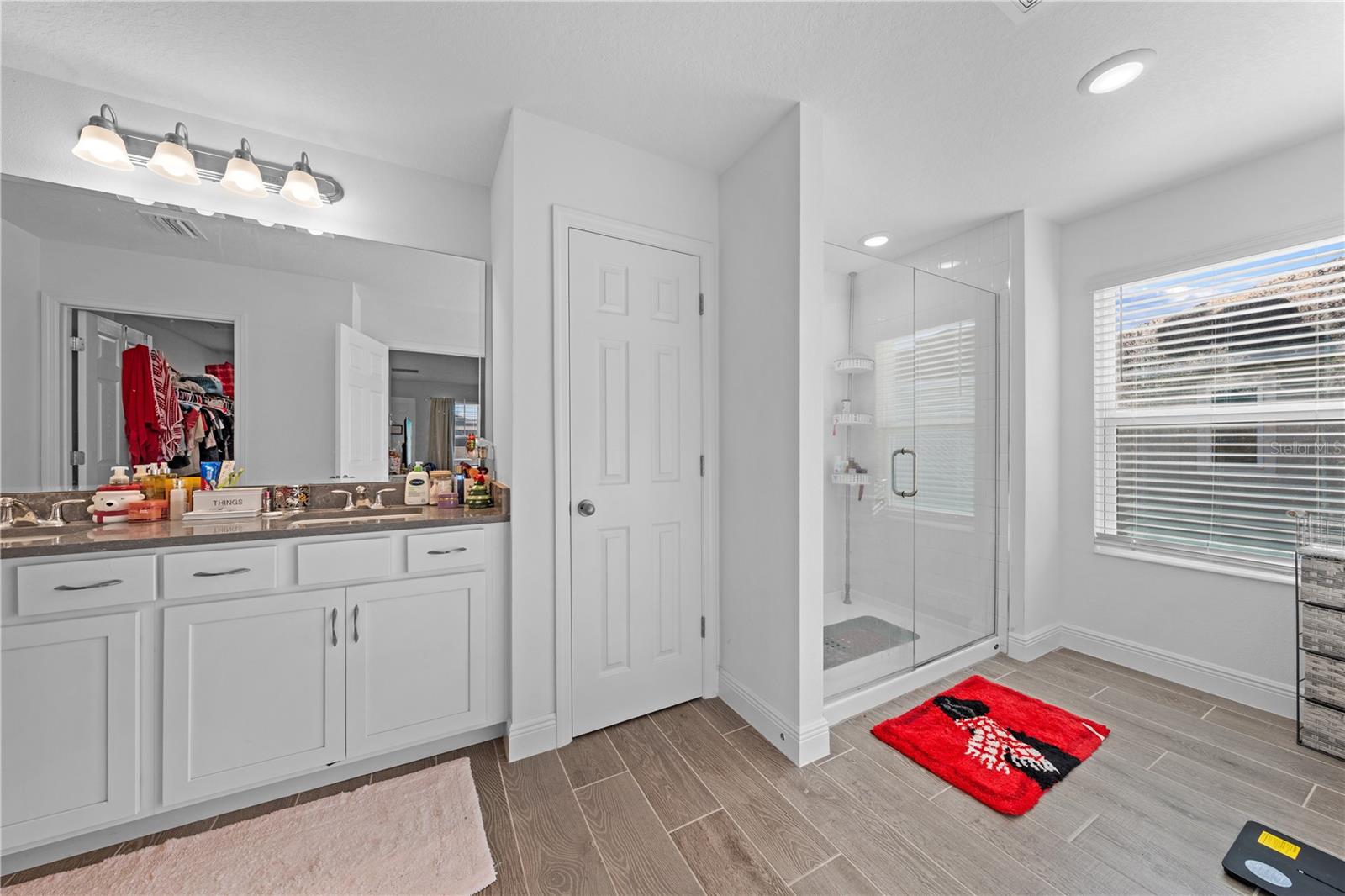 HANOVER LAKES PH 4 - Residential