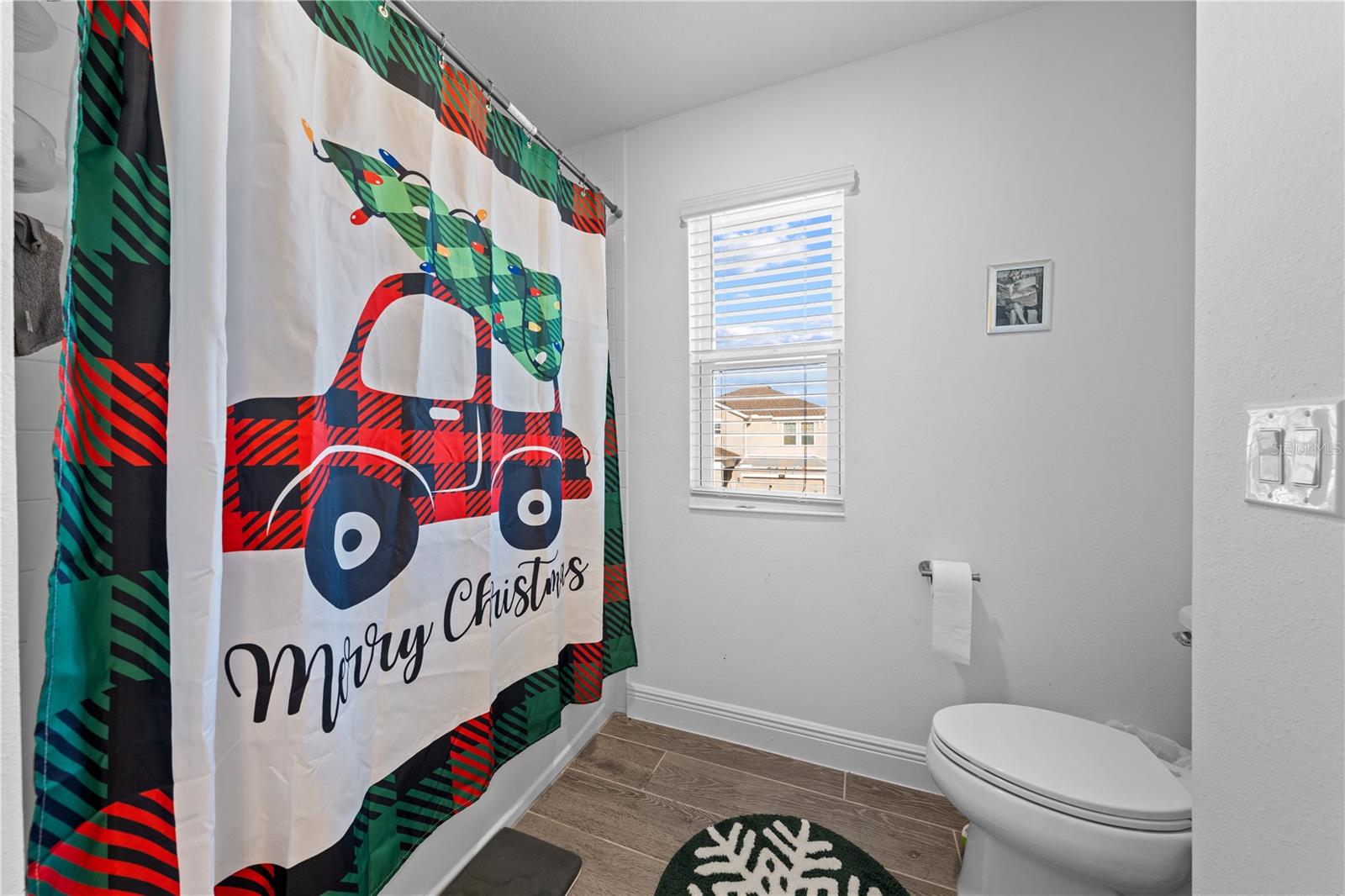 HANOVER LAKES PH 4 - Residential