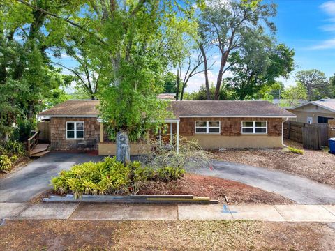 Photo of 2561 58th Street N, St Petersburg, FL 33710 (MLS # TB8496330)