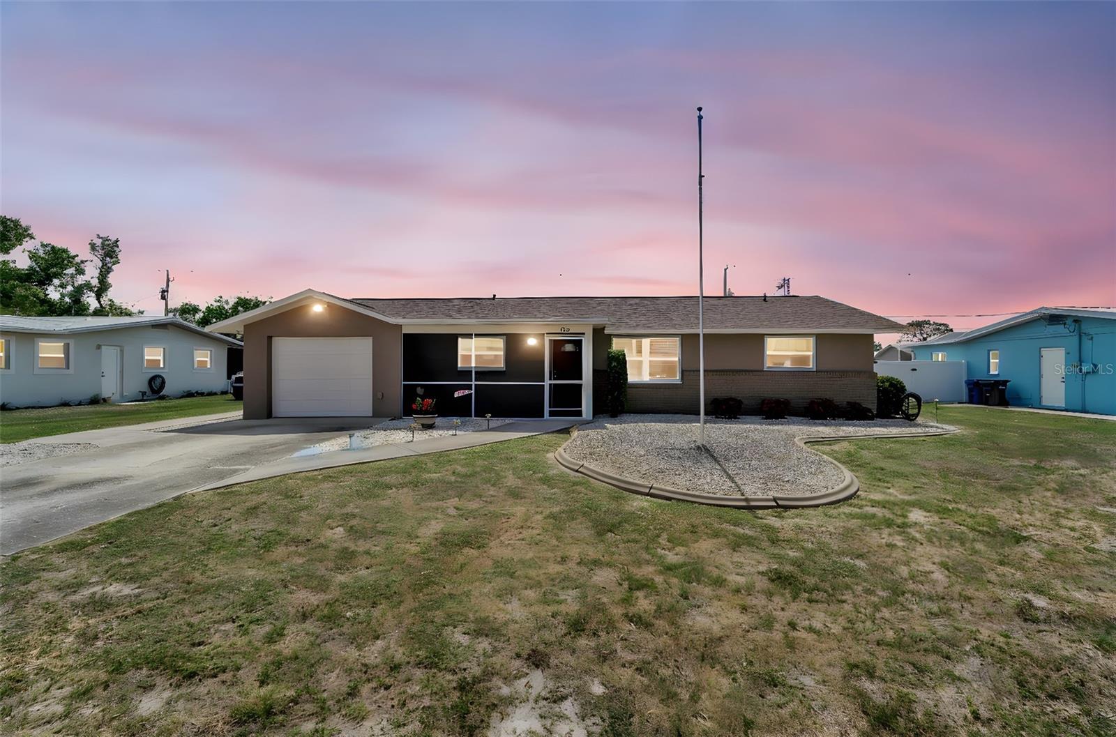 260 VENICE EAST BOULEVARD
