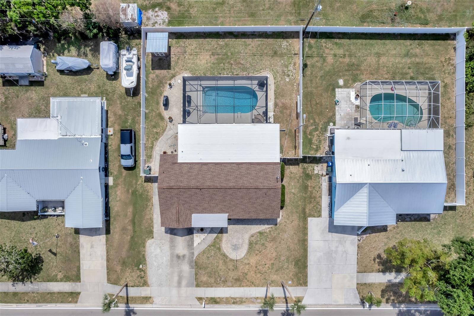 260 VENICE EAST BOULEVARD