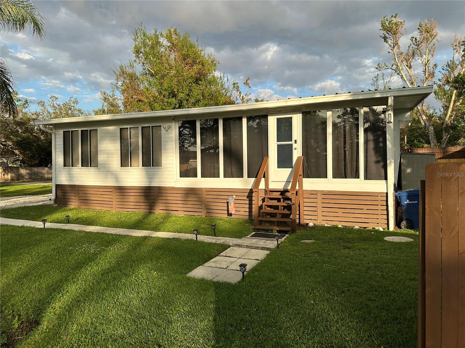 NOKOMIS MANOR NATURES PARK - Residential