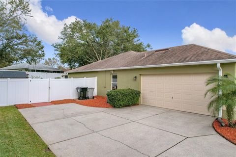 A home in APOPKA