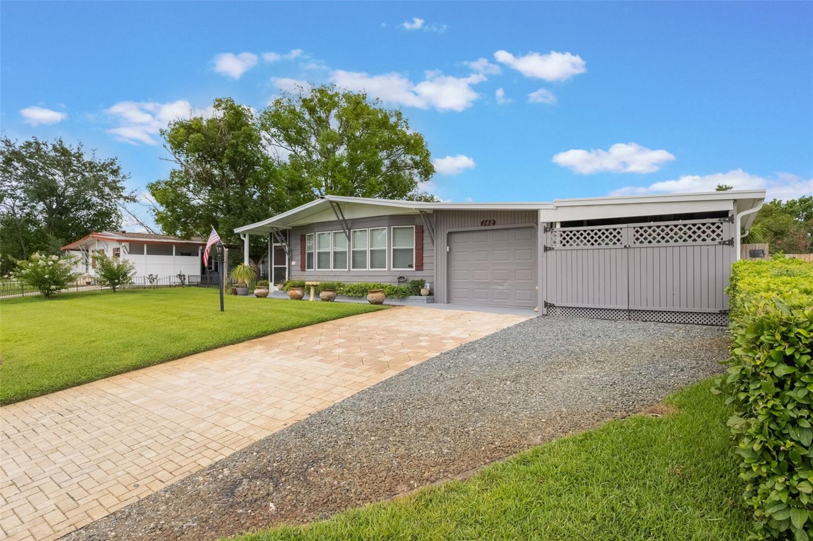 142 FLORENCE BOULEVARD