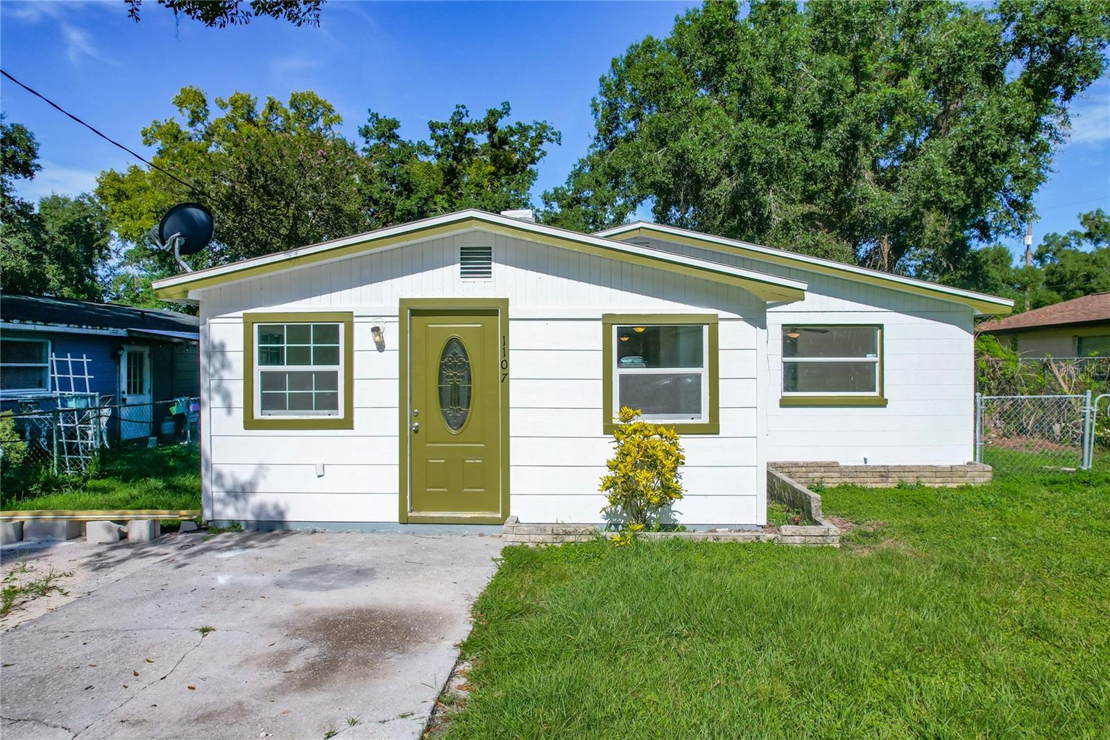 Charming 3/2 with a spacious backyard. This home offers ceramic tile floors throughout for easy maintenance and a clean, modern look. The spacious kitchen provides plenty of room for cooking and gathering with a separate dining room perfect for hosting family dinners or entertaining friends. The oversized laundry room offers space for extra storage. Outside, the large backyard is perfect for pets, gardening or BBQs. Don't miss out on this great opportunity.