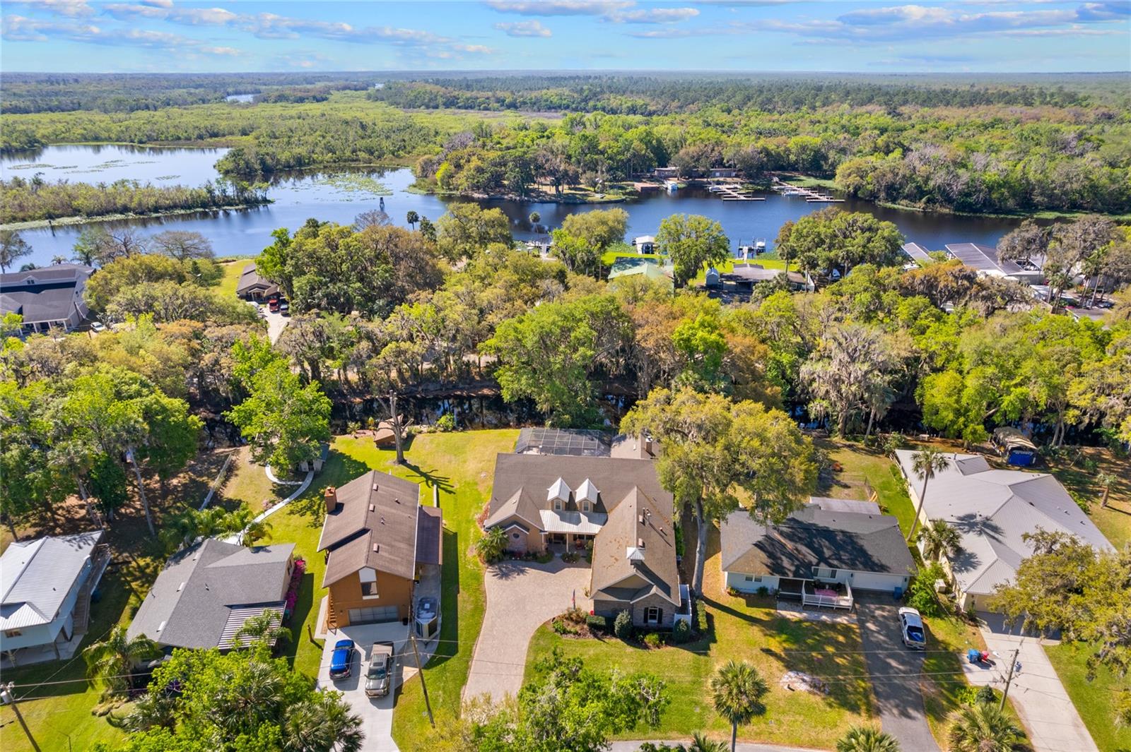 RIVER RIDGE - Residential