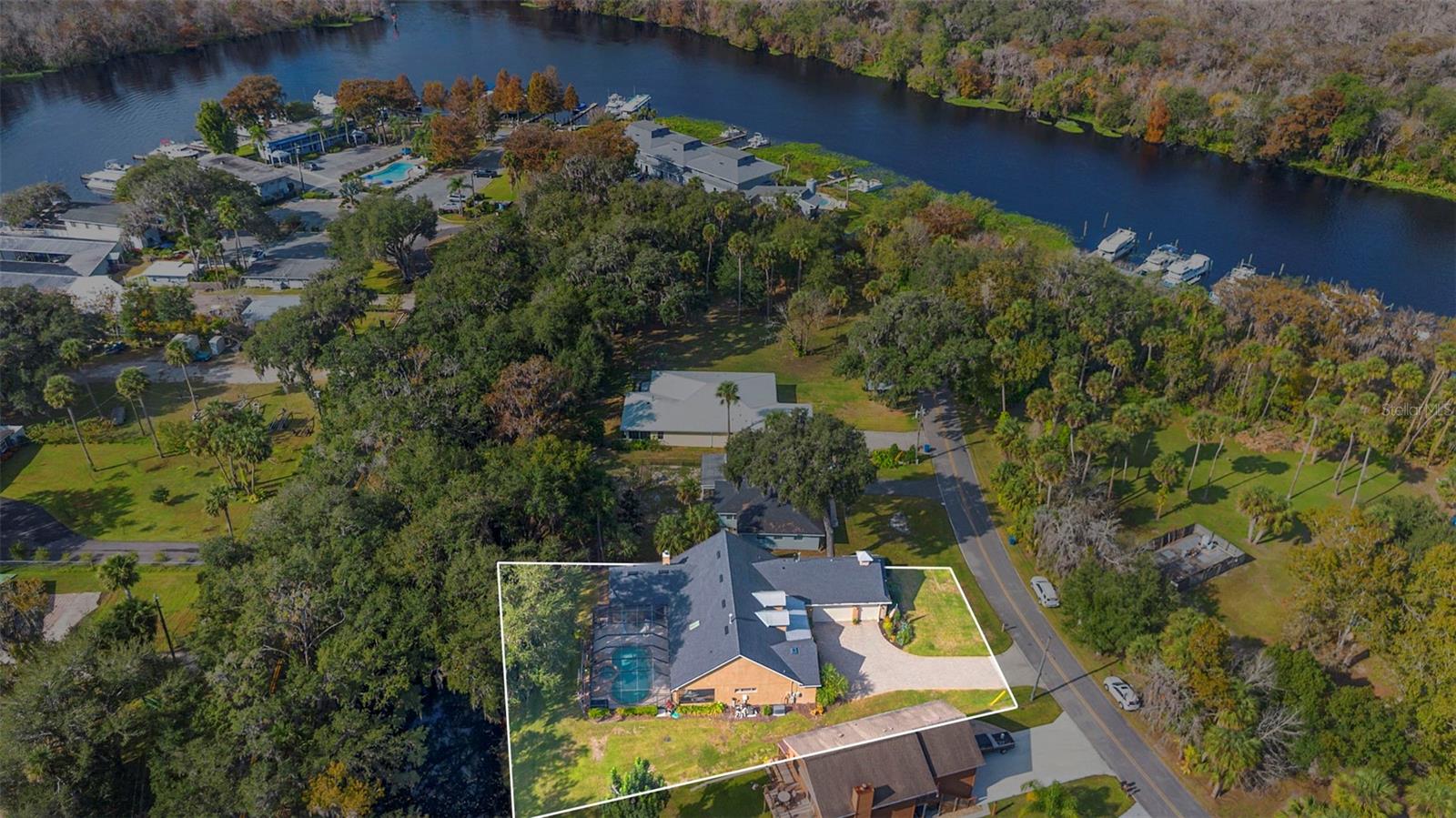 RIVER RIDGE - Residential