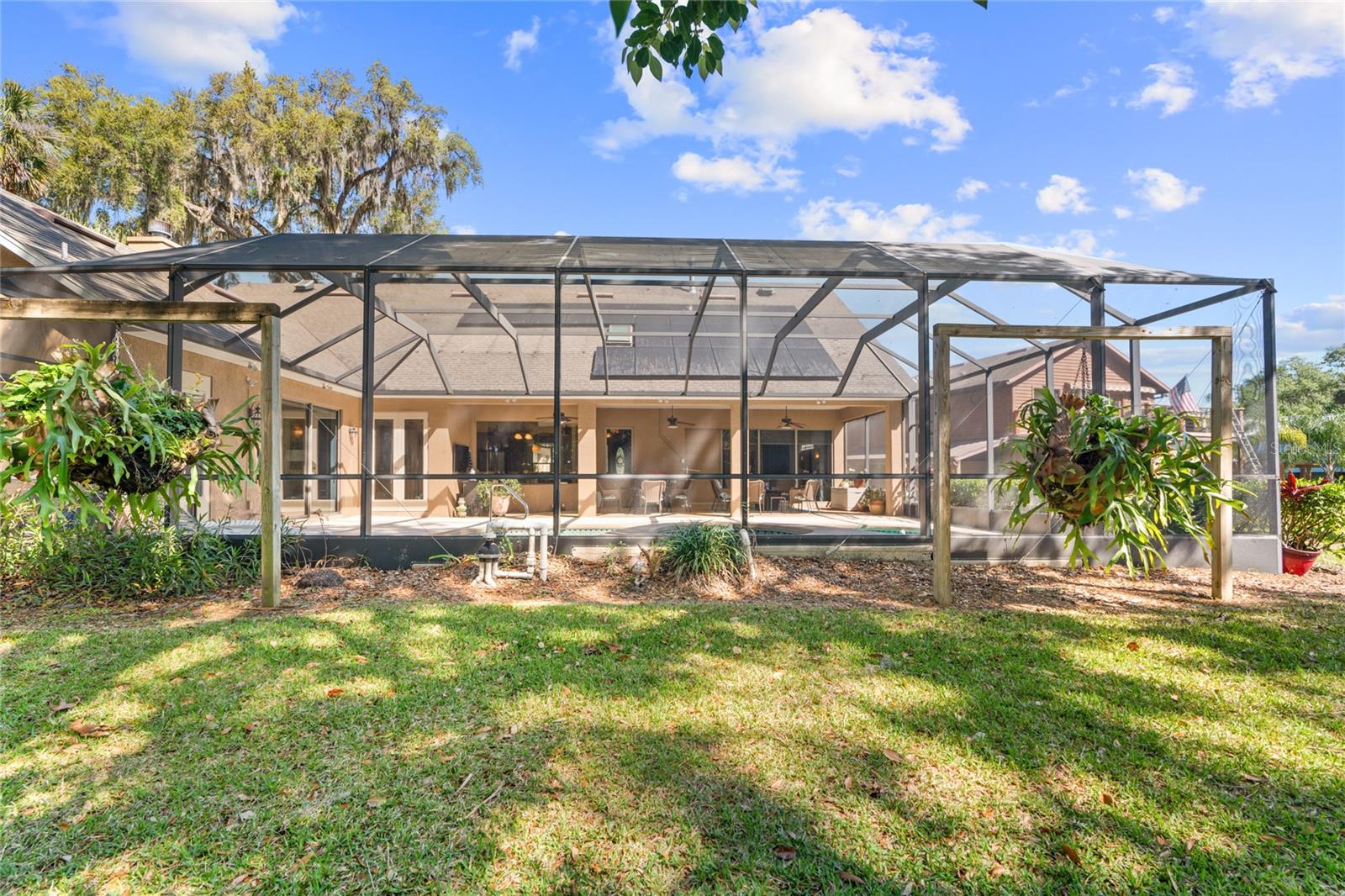 RIVER RIDGE - Residential