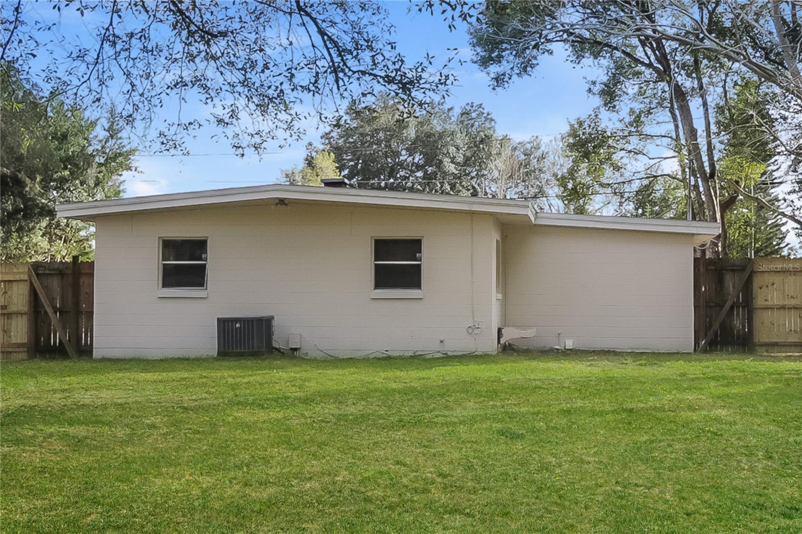 ORLANDO ACRES SECOND ADD - Residential Lease