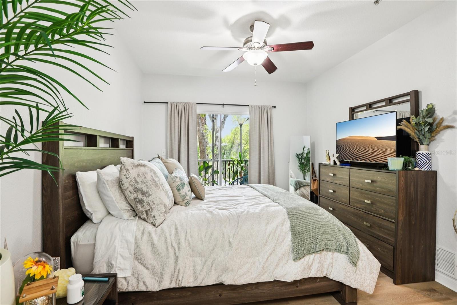 COURTNEY PALMS CONDO - Residential