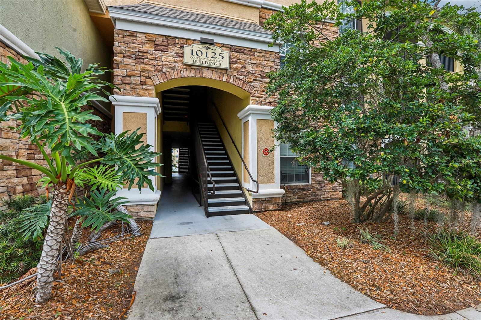 10125 COURTNEY PALMS BOULEVARD 201