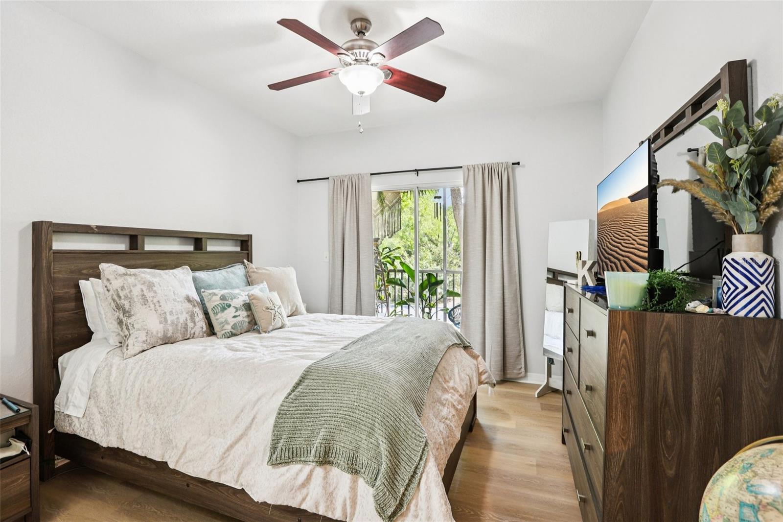 COURTNEY PALMS CONDO - Residential