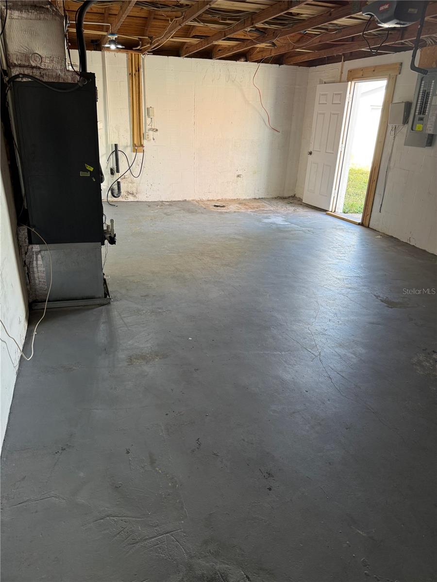 TANGLEWOOD TERRACE - Residential