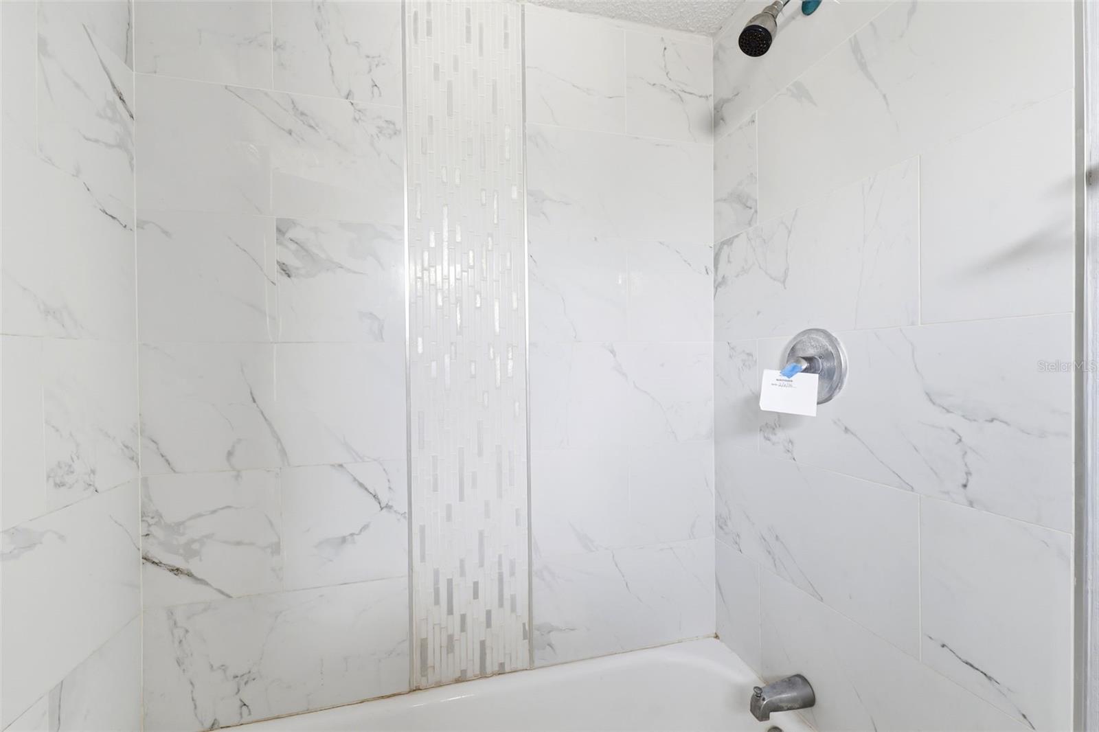 REGENCY PARK - Residential