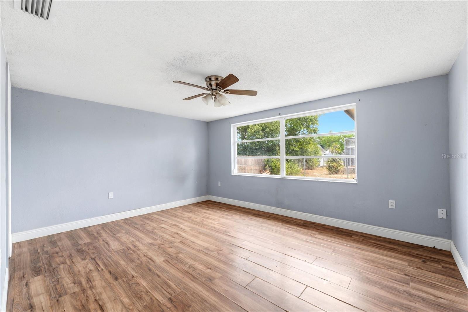 REGENCY PARK - Residential