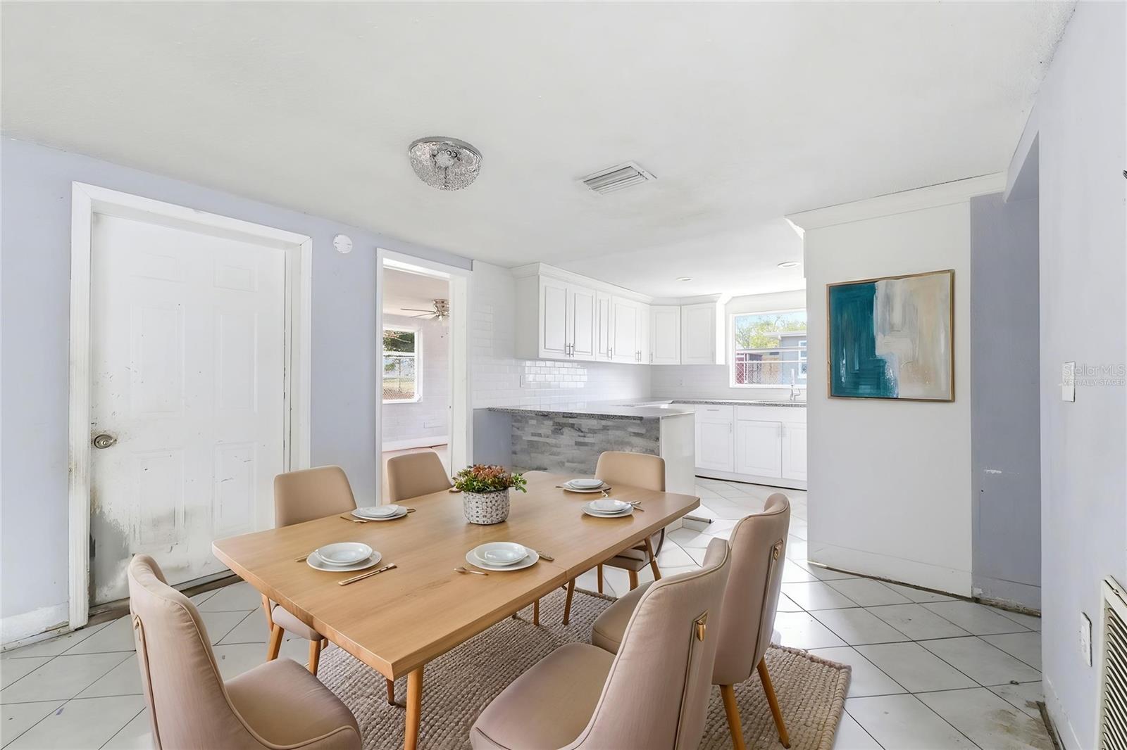 REGENCY PARK - Residential