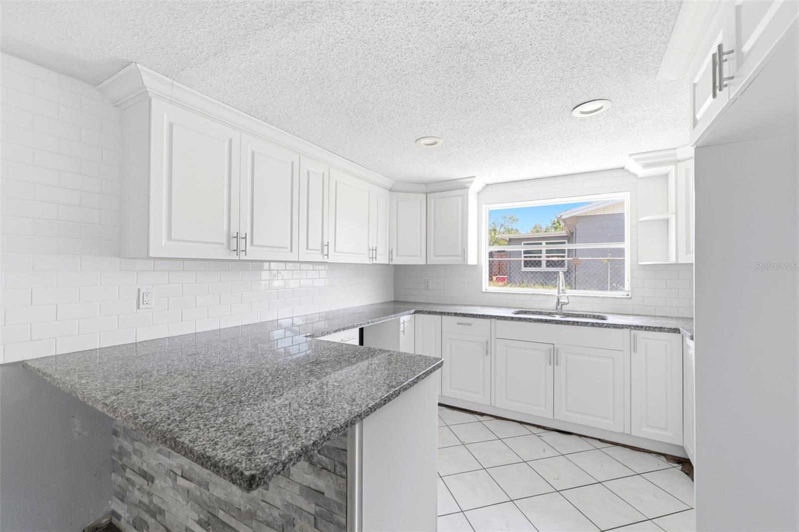 REGENCY PARK - Residential