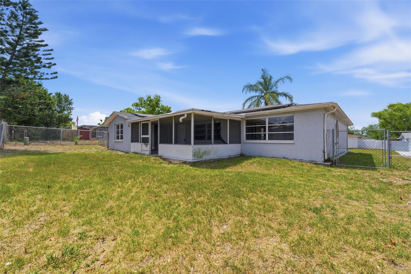 REGENCY PARK - Residential