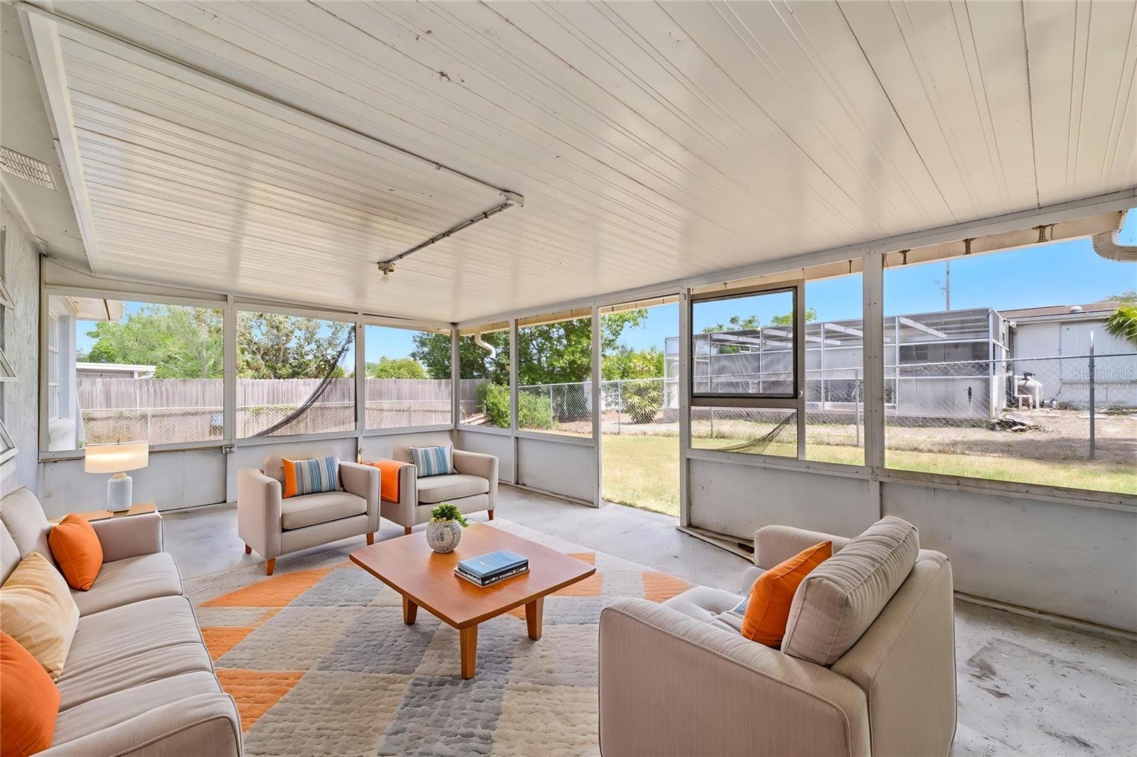 REGENCY PARK - Residential