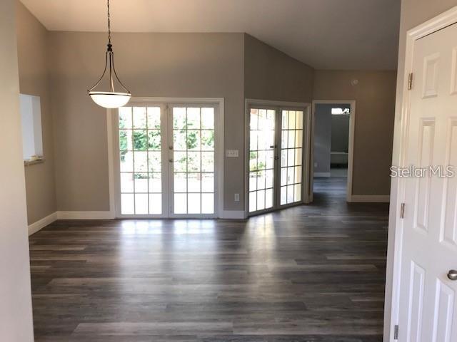 GRANADA VILLAS PH 03 - Residential Lease