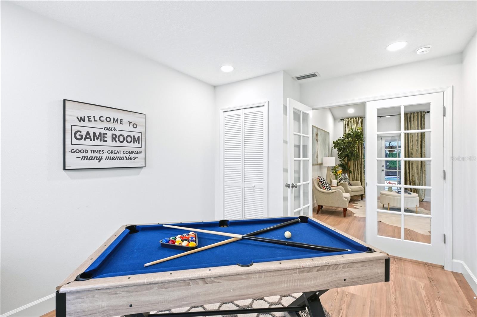 CARROLLWOOD VILLAGE PH TWO - Residential