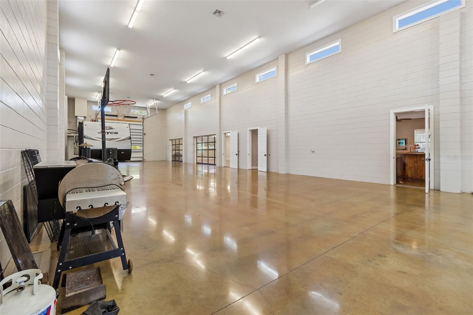 ACREAGE - Residential