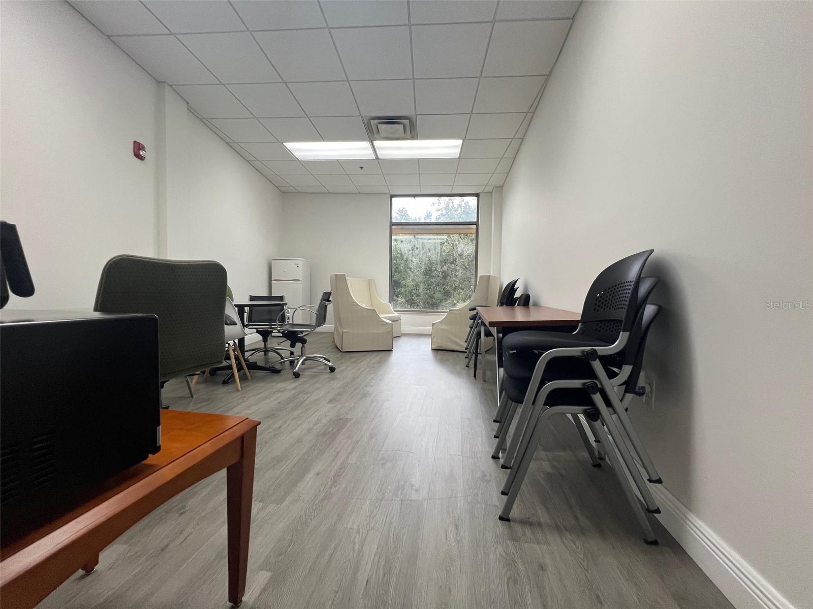 CELEBRATION VILLAGE UNIT 2 REP 8 - Commercial Lease