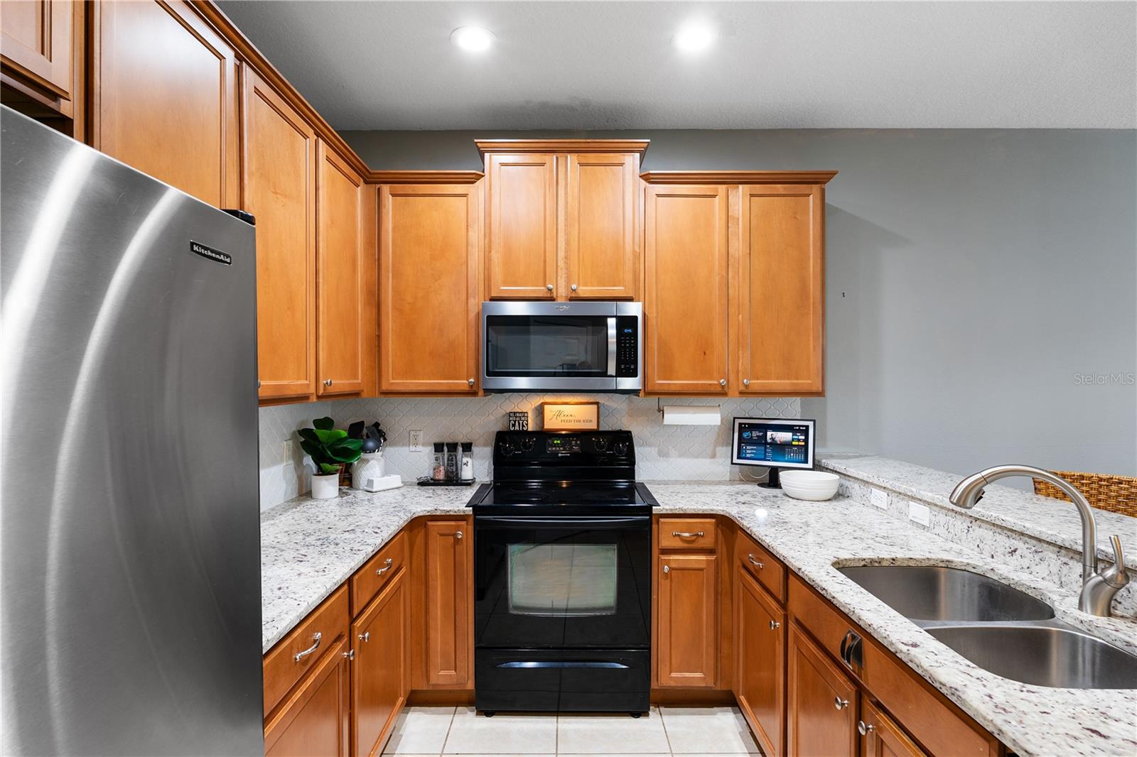 GREYSTONE TOWNHOMES - Residential