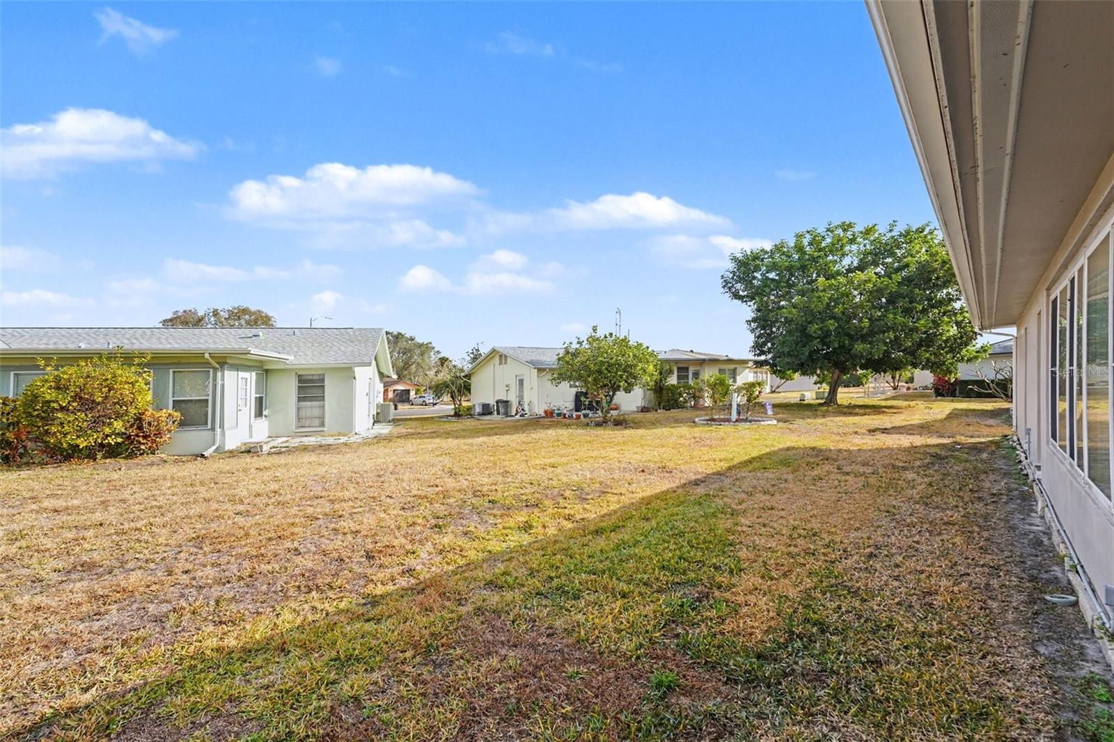 LAKES UNIT I - Residential