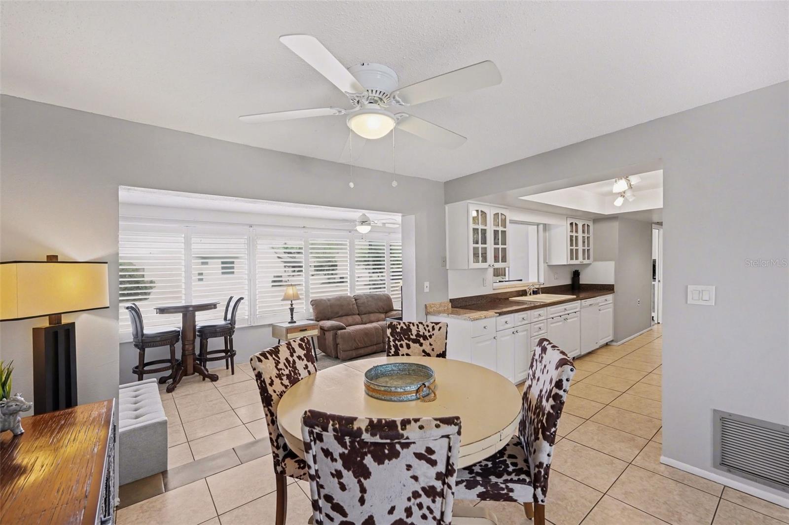 LAKES UNIT I - Residential