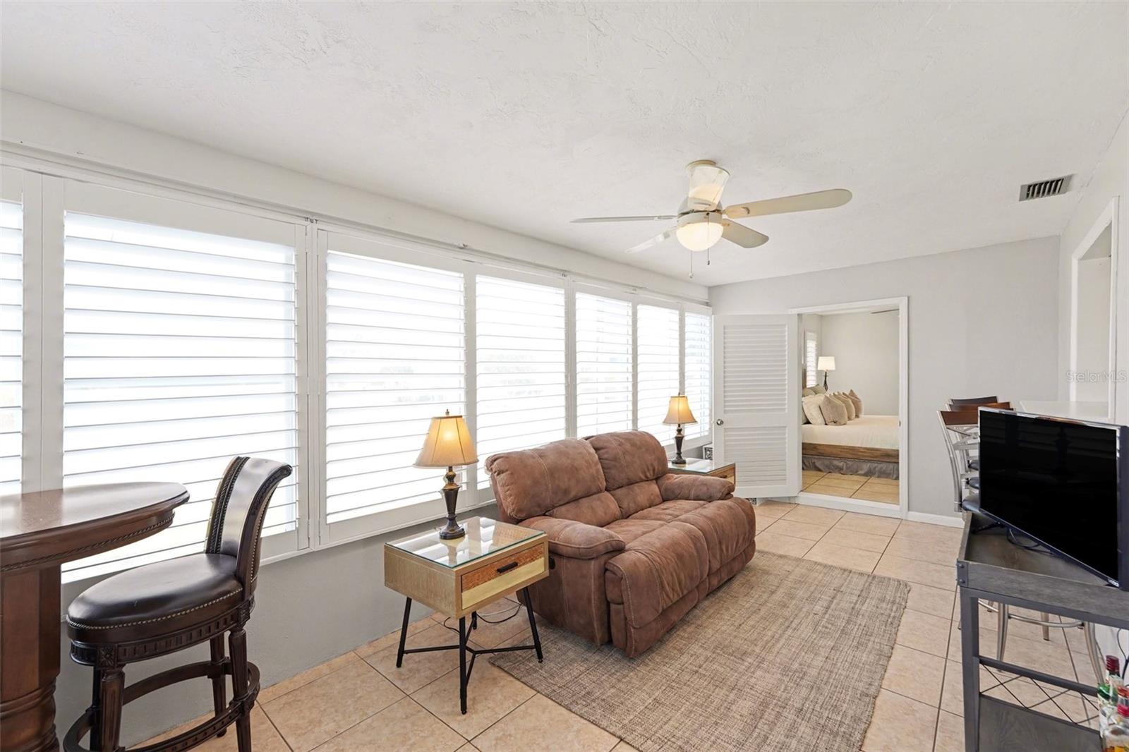 LAKES UNIT I - Residential