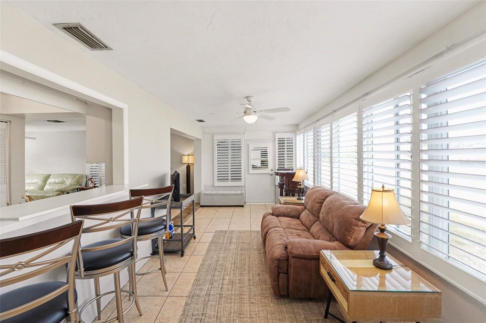 LAKES UNIT I - Residential