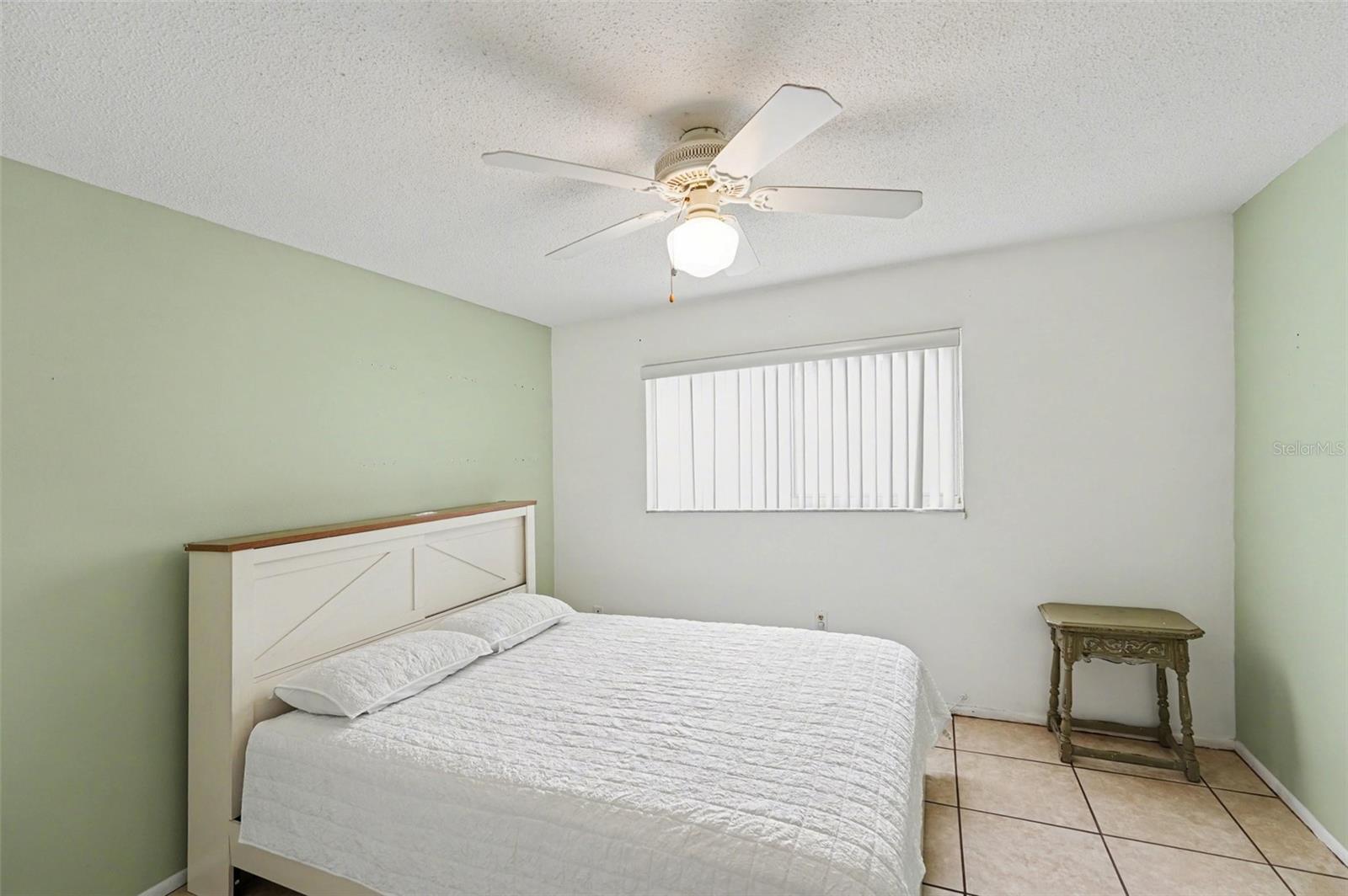 LAKES UNIT I - Residential