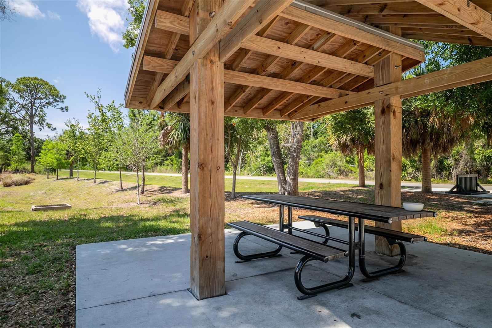 CATHEDRAL OAKS ESTATES - Residential