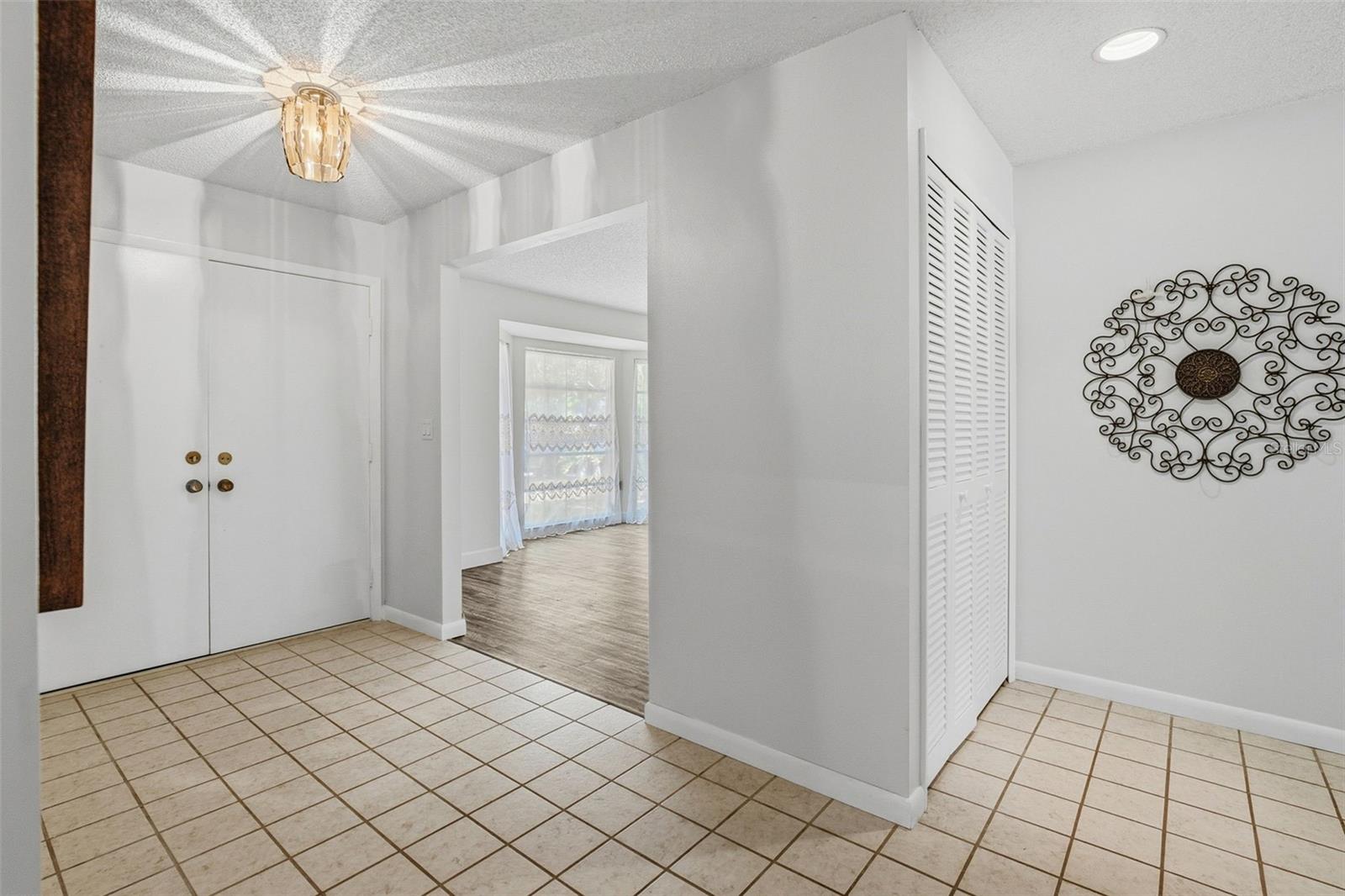 CATHEDRAL OAKS ESTATES - Residential