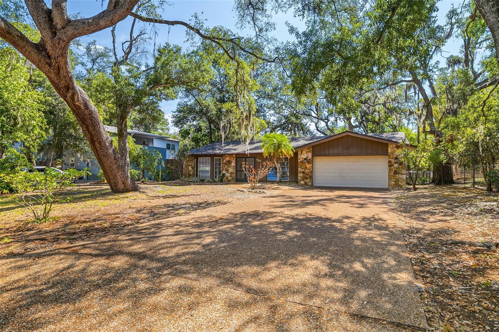 CATHEDRAL OAKS ESTATES - Residential
