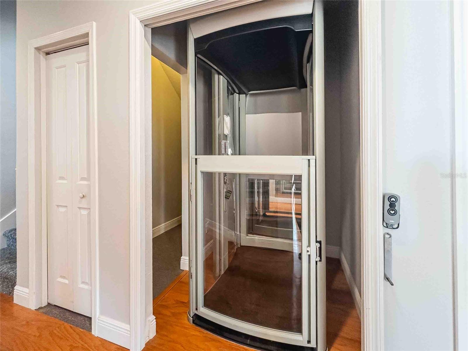 CALIENTE - Residential