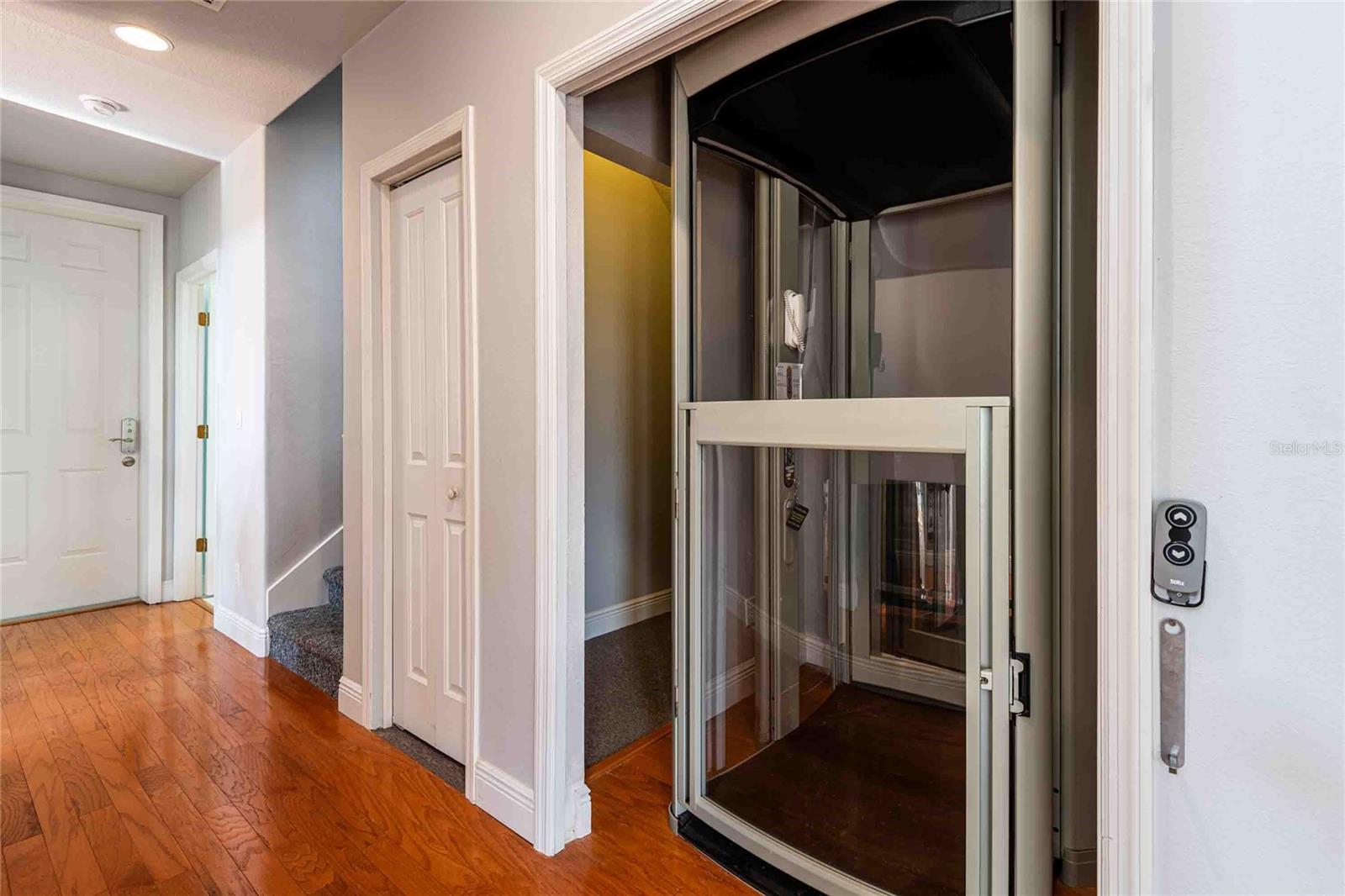 CALIENTE - Residential