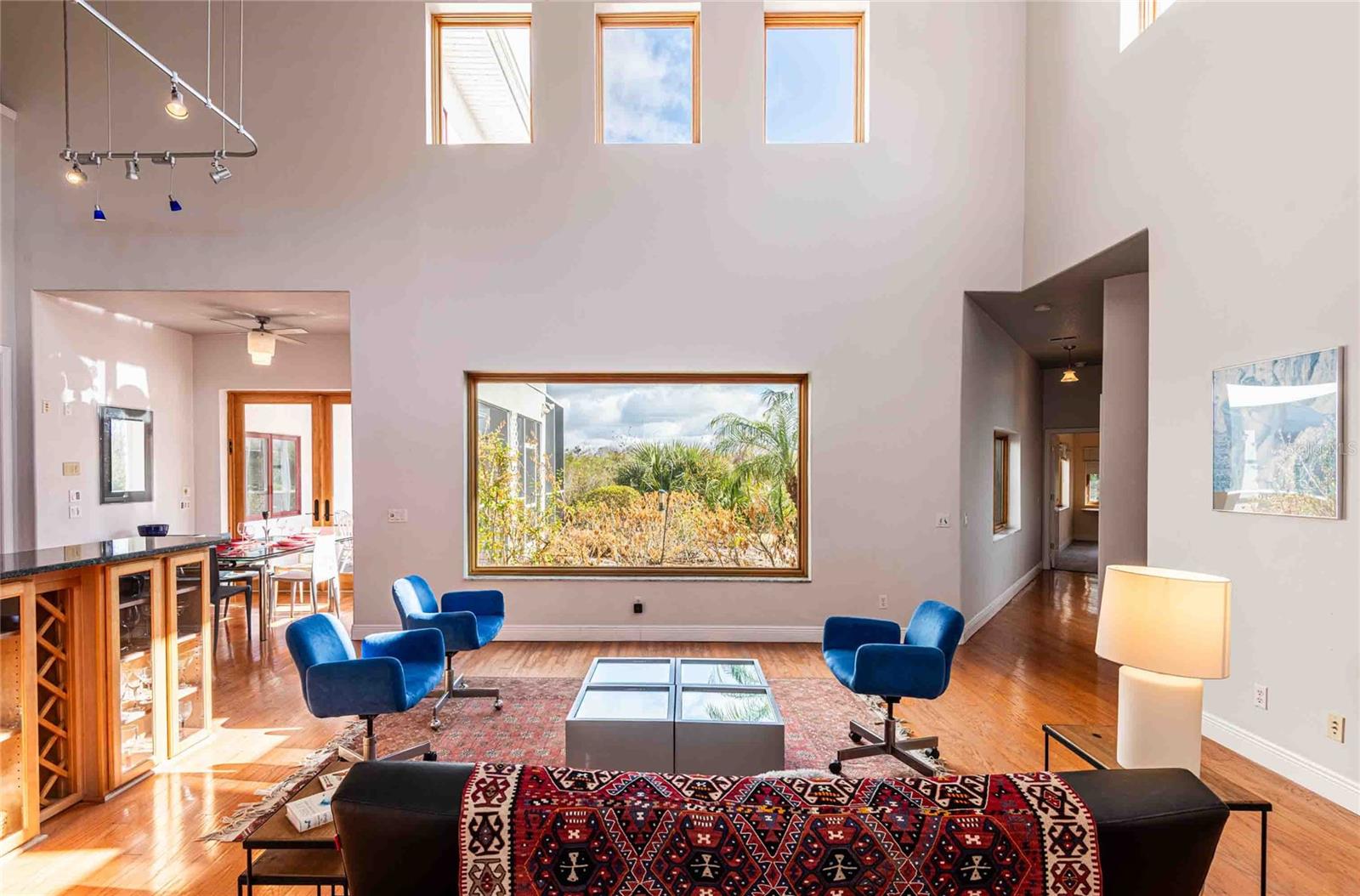 CALIENTE - Residential