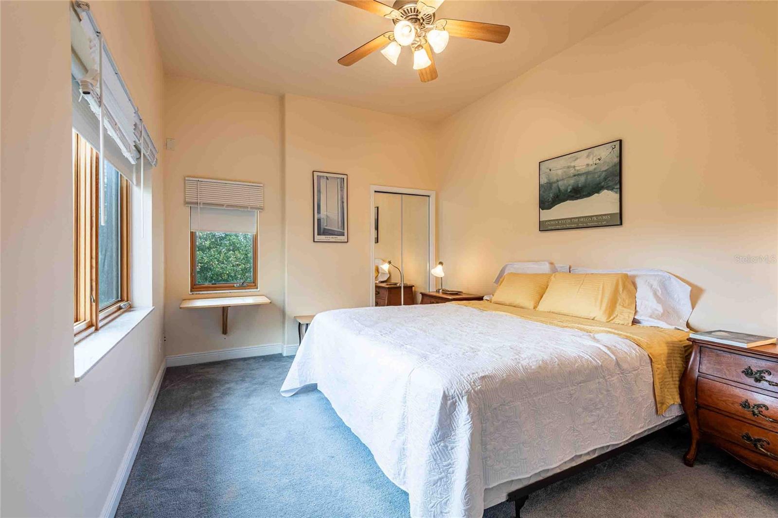 CALIENTE - Residential