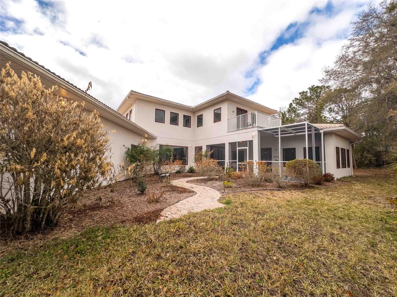 CALIENTE - Residential