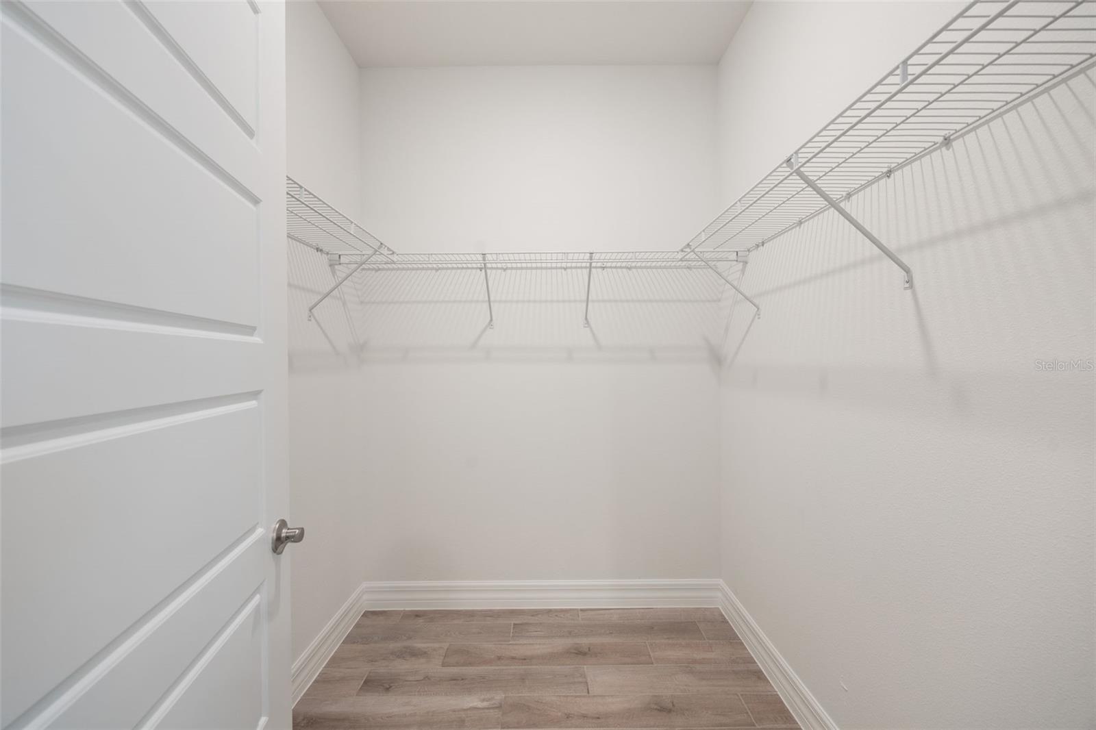 LAKES OF MOUNT DORA - Residential