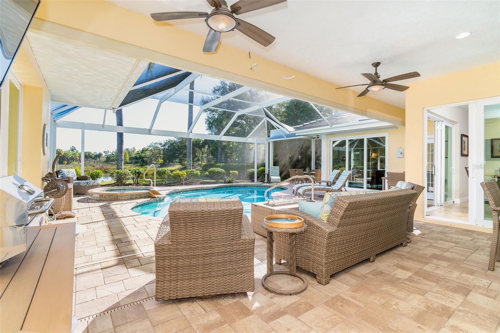 BOCA ROYALE - Residential