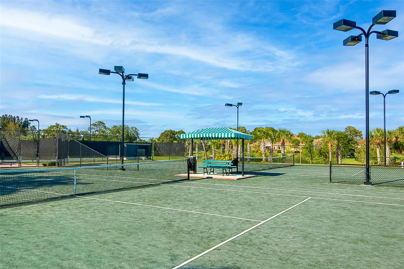 BOCA ROYALE - Residential