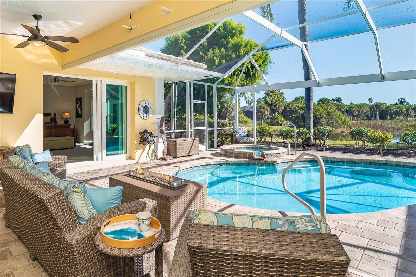 BOCA ROYALE - Residential